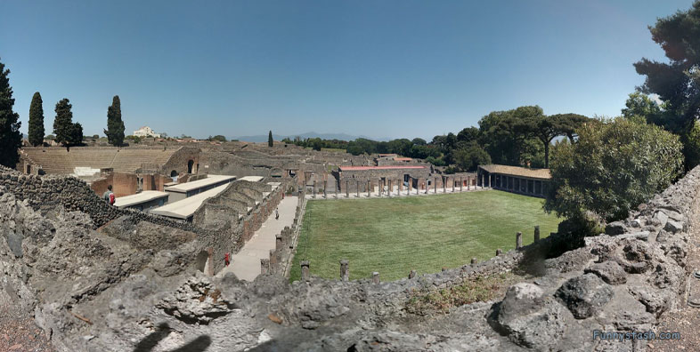 Pompei Roman Ruins VR Archeology Doric Temple 1