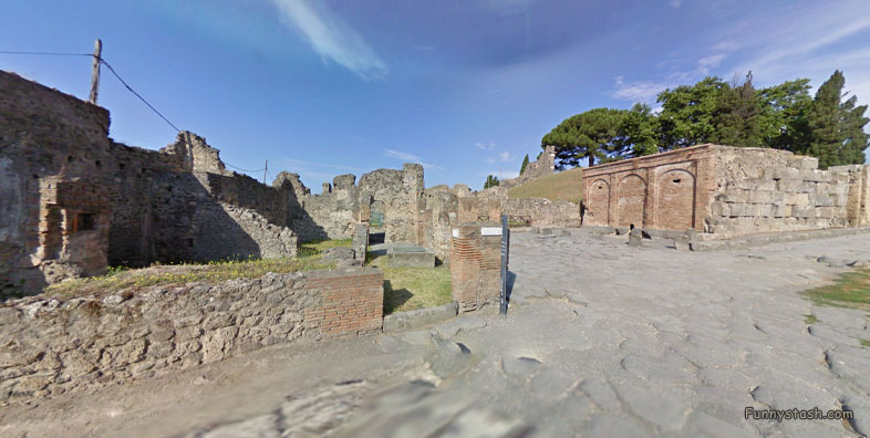 Pompei Roman Ruins VR Archeology Necropolis Vesuvius 2
