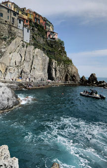 Manarola Marina Italy VR Tourism Locations tmb1