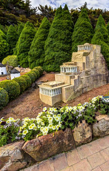 Miniature Park Australia Cockington Green Gardens VR Tourism Locations tmb2