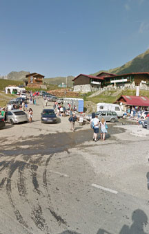 Transfagarasan 2000m Mountaintop Market Town VR Romania tmb6